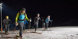 In the Alpbachtal and Wildschönau you can go on a ski tour in the evening on specific days. | © Ski Juwel Alpbachtal Wildschönau / Shoot & Style