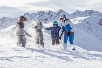 Auszeit für die Familie in einem der familienfreundlichsten Skigebiete Tirols.
